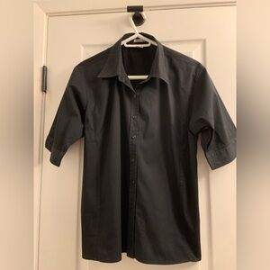 Women's Black Short-Sleeve Button-Down Shirt
